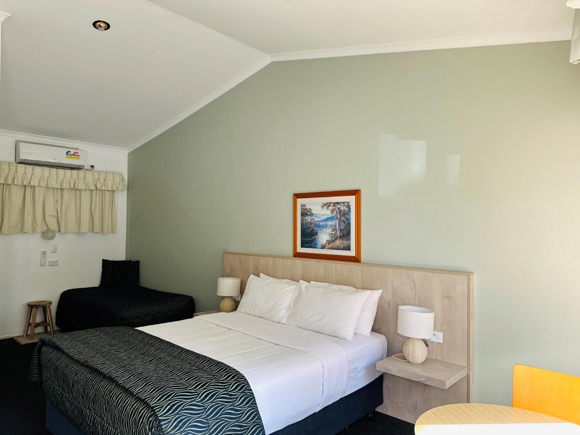 Oxley Motel Bowral Exterior photo